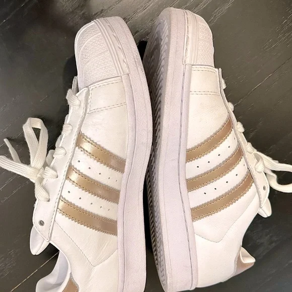 Adidas superstar shell toe white gold stripes size 7 - Picture 7 of 10